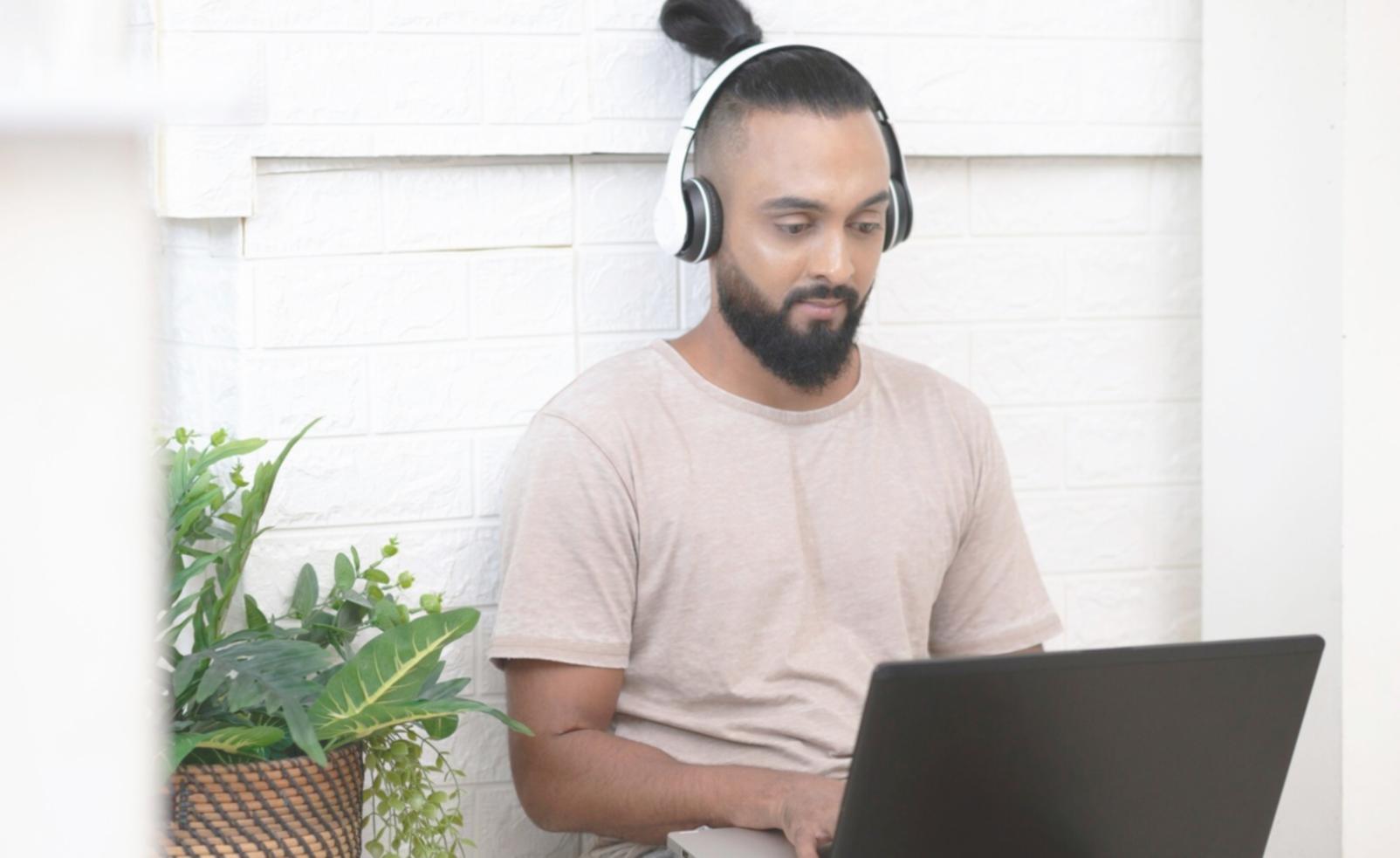 Praktische Arbeit an Finanzmodellen mit realen Geschäftsdaten